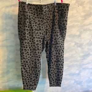 Livi Active 7/8 Yoga Pants